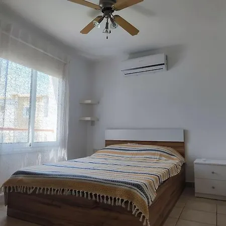 Havuzlu Site Ici Plaja Yakin Ev Apartment *